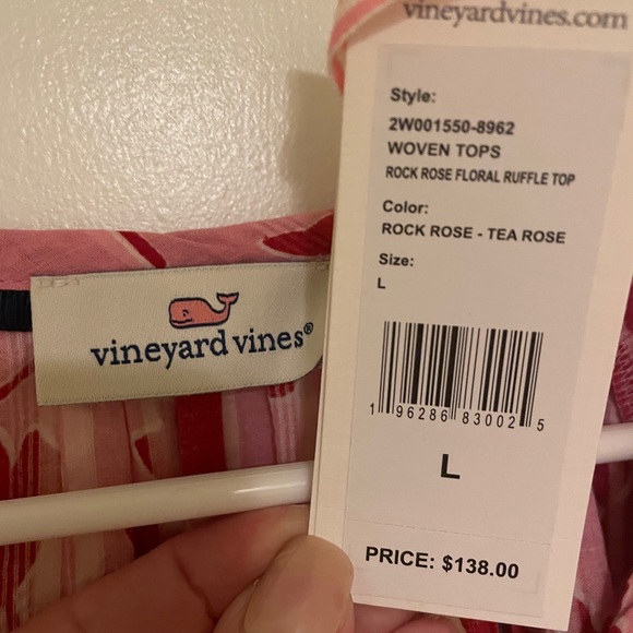 Vineyard Vines NWT (button up 1/2 way) blouse, size large. Very cute! - Picture 4 of 4